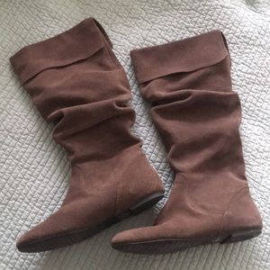 Gianni Bini Suede Leather Slouchy Taupe Boot